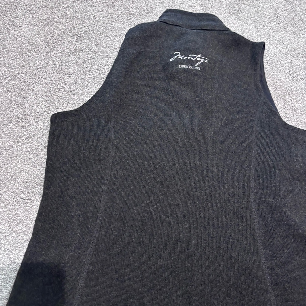 NWT women’s  Patagonia Black better sweater Montage Deer Valley large Vest